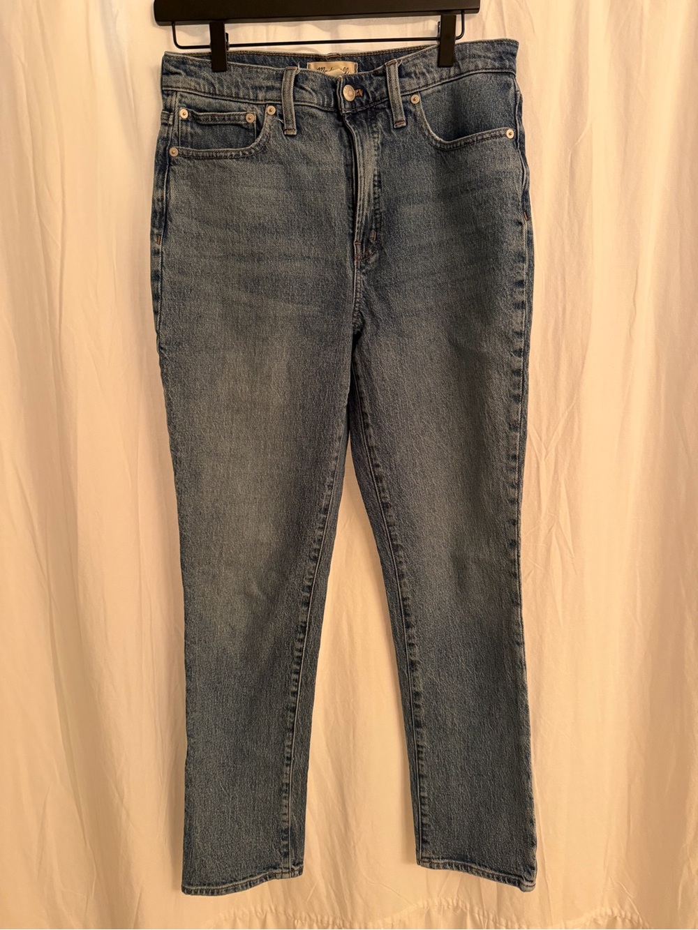 Madewell High-Rise Straight Jeans in Medium Blue Denim